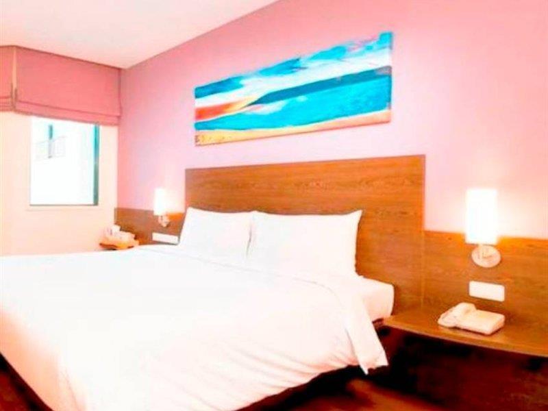 Hotel Ibis Phuket Patong Exterior foto